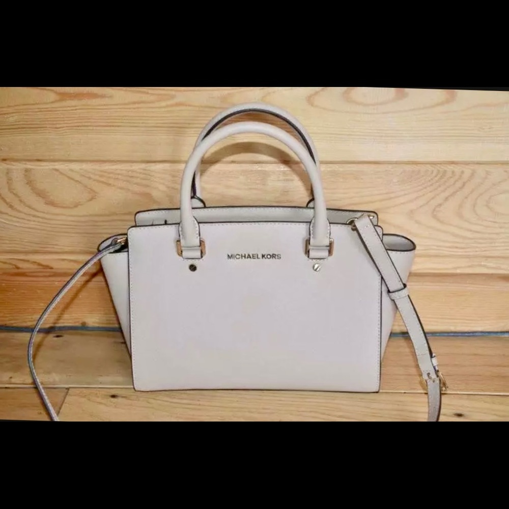 Michael Kors Medium Selma